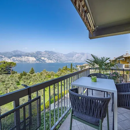 Apartment - Via Panoramica 38 - - Pool & Amazing Lakeview *